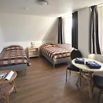 De Zwaan 3*